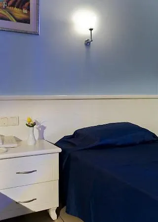 Larissa Blue Resort 2*