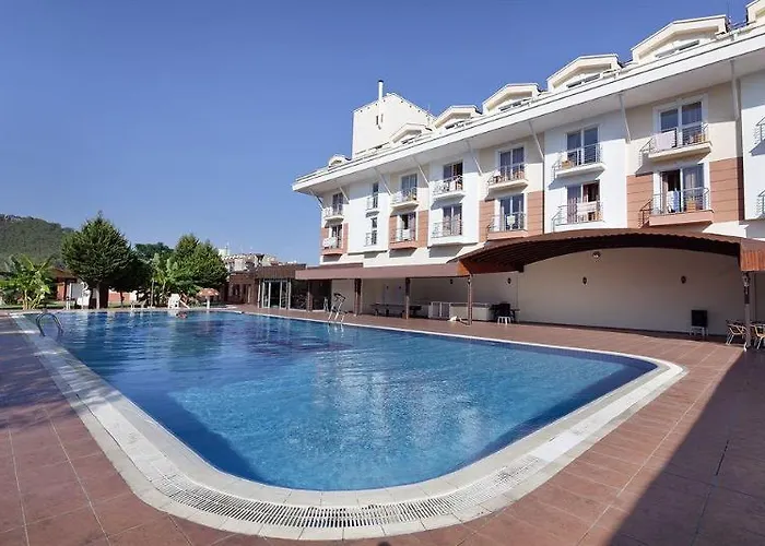 Larissa Blue Resort 2*