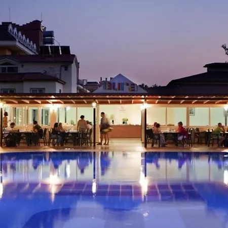 Larissa Blue Semesteranläggning (resort)